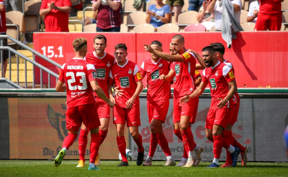 Mit Drittligafußball zum ersten Saisonsieg: Der FCK schlägt 1860 München mit 3:0