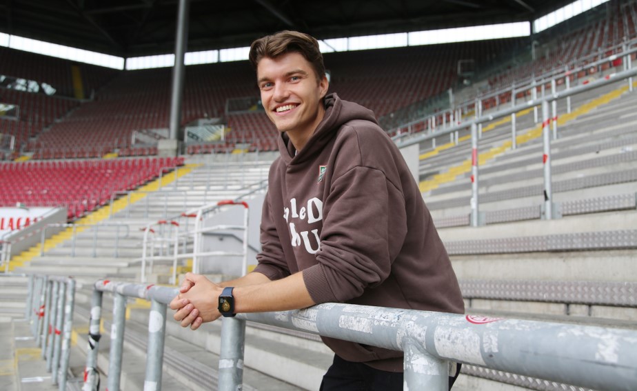 Verteidiger Max Hippe wechselt vom BVB zum FCK