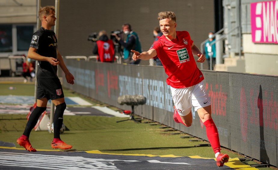 Die Treffpunkt Betze Leser wählen Philipp Hercher zum Spieler des Monats September.