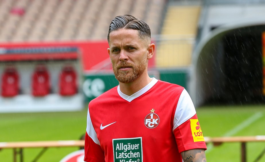 FCK-Mittelfeldspieler Mike Wunderlich spricht über den Lauf der Roten Teufel