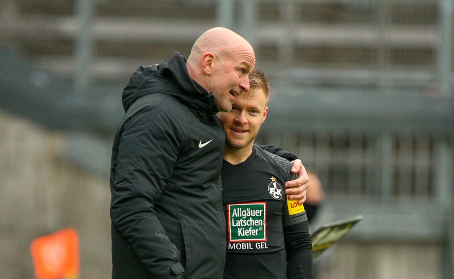 Im Auswärtsspiel gegen Türkgücü München fehlt FCK-Cheftrainer Marco Antwerpen gelbgesperrt