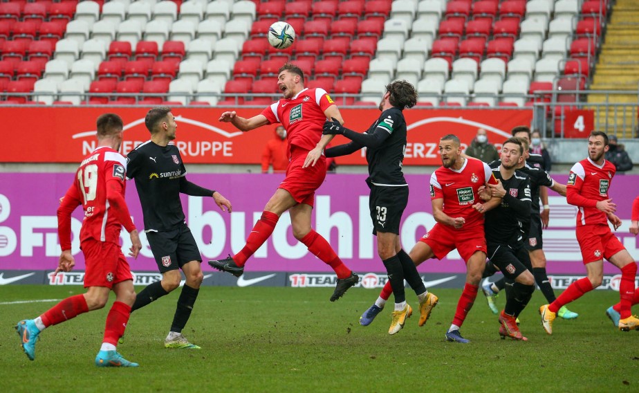 Dritter Sieg im dritten Sieg. Der FCK schlägt den HFC mit 1:0.