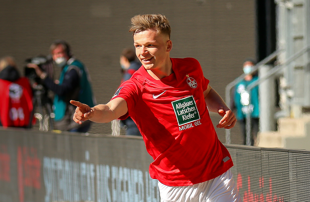 Philipp Hercher bejubelt seinen Treffer