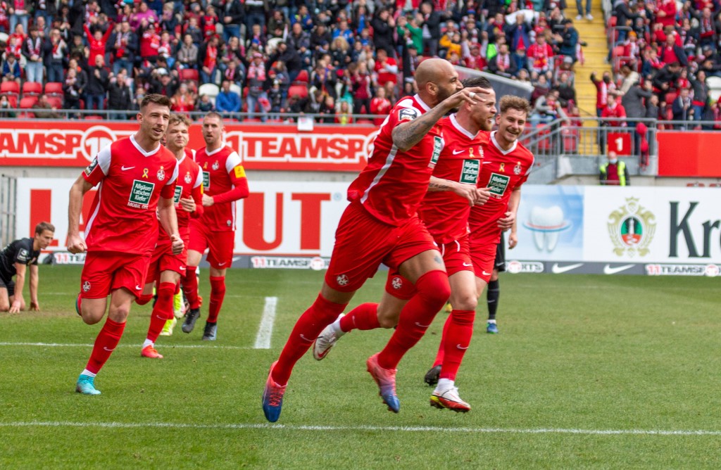 Terrence Boyd bejubelt seinen Führungstreffer gegen Havelse