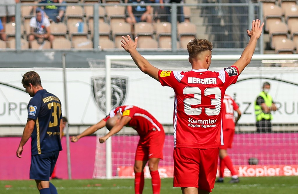 Philipp Hercher wird zum dritten Mal in der Saison zum Spieler des Monats gekürt