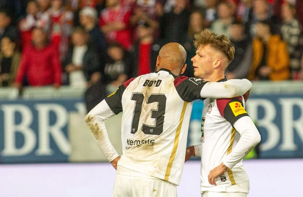 Der FCK verliert mit 1:2 in Wiesbaden und damit auch seine gute Position im Aufstiegskampf