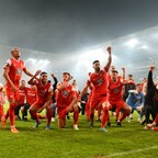 Der 1. FC Kaiserslautern feiert die Rückkehr in die zweite Liga
